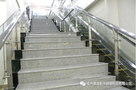 ?？谑胁讳P鋼工程立柱案例